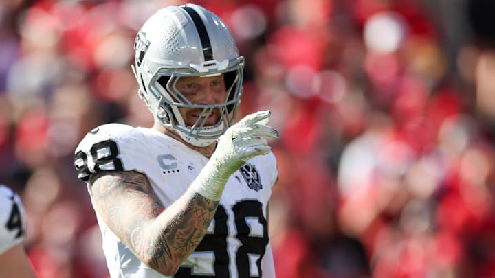 Las Vegas Raiders defensive end Maxx Crosby (98) Las Vegas Raiders defensive end Maxx Crosby (98)
