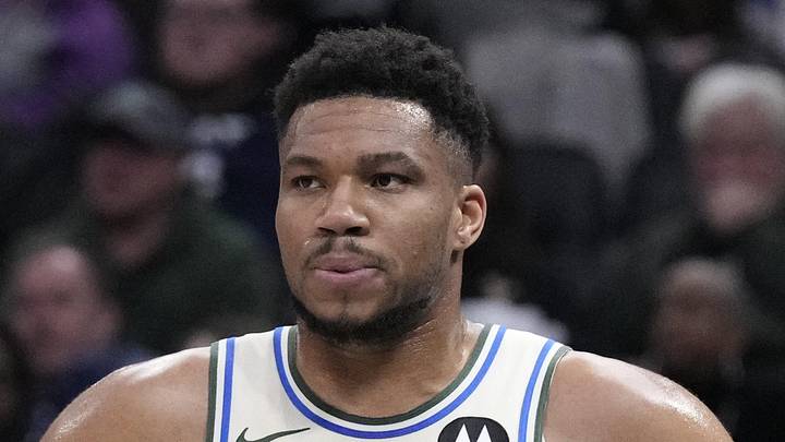 Milwaukee Bucks forward Giannis Antetokounmpo (34). Milwaukee Bucks forward Giannis Antetokounmpo (34).