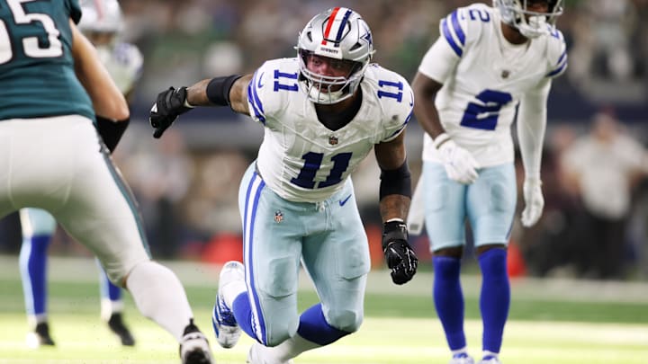 Dallas Cowboys linebacker Micah Parsons rushes the passer in the game against the Philadelphia Eagles