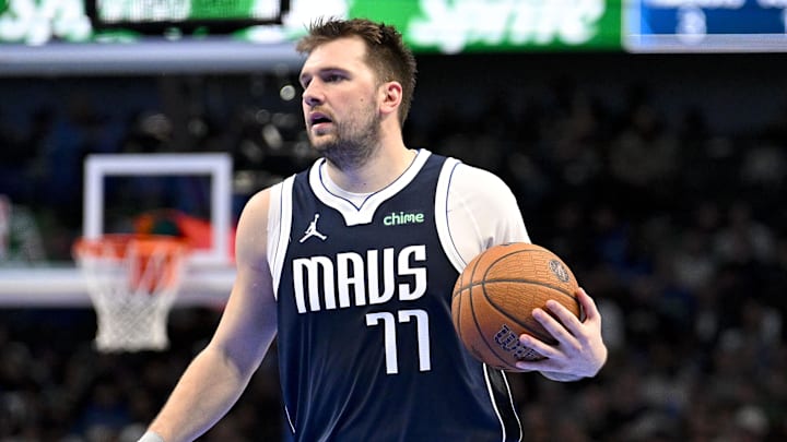 Nov 19, 2024; Dallas, Texas, USA; Dallas Mavericks guard Luka Doncic (77) brings the ball up court against the New Orleans Pelicans during the second half at the American Airlines Center. Mandatory Credit: Jerome Miron-Imagn Images Nov 19, 2024; Dallas, Texas, USA; Dallas Mavericks guard Luka Doncic (77) brings the ball up court against the New Orleans Pelicans during the second half at the American Airlines Center. Mandatory Credit: Jerome Miron-Imagn Images