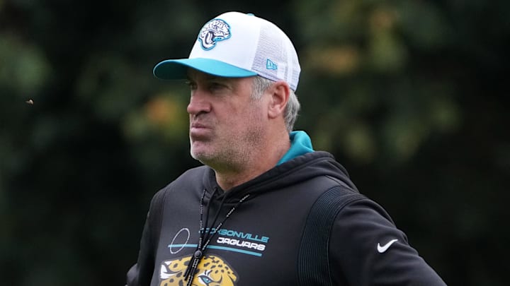 Oct 16, 2024; Watford, United Kingdom; Jacksonville Jaguars coach Doug Pederson during practice at The Grove. Mandatory Credit: Kirby Lee-Imagn Images Oct 16, 2024; Watford, United Kingdom; Jacksonville Jaguars coach Doug Pederson during practice at The Grove. Mandatory Credit: Kirby Lee-Imagn Images