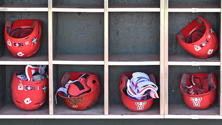 College World Series - Coastal Carolina v Arizona - Game Two