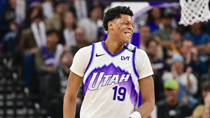 Jan 22, 2026; Salt Lake City, Utah, USA; Utah Jazz forward Ace Bailey (19) reacts to being hit in the face on the previous play during the second half against the San Antonio Spurs at Delta Center. Mandatory Credit: Peter Creveling-Imagn Images Jan 22, 2026; Salt Lake City, Utah, USA; Utah Jazz forward Ace Bailey (19) reacts to being hit in the face on the previous play during the second half against the San Antonio Spurs at Delta Center. Mandatory Credit: Peter Creveling-Imagn Images
