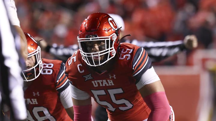 Utah Utes offensive lineman Spencer Fano (55).