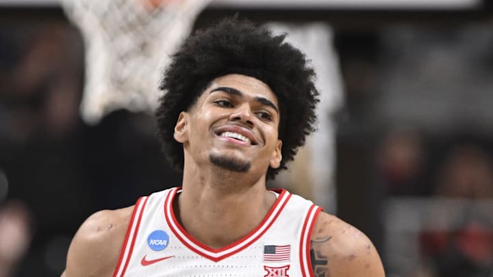 Mar 26, 2026; San Jose, CA, USA; Arizona Wildcats forward Koa Peat (10) reacts after a pay against the Arkansas Razorbacks in the second half during a Sweet Sixteen game of the West Regional of the men's 2026 NCAA Tournament at SAP Center. Mandatory Credit: Eakin Howard-Imagn Images