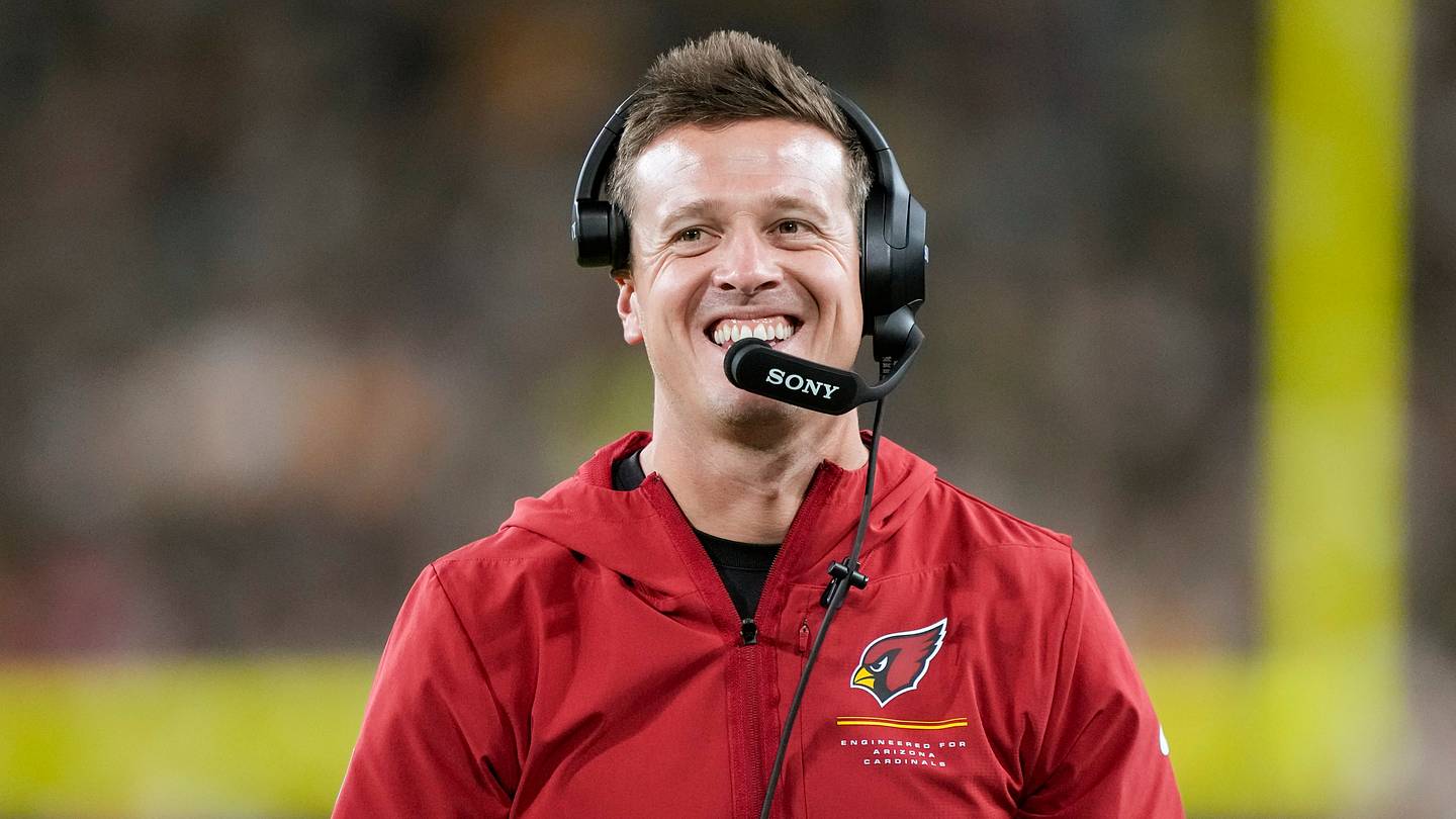 Cardinals giving Carson Beck extra reps proves Mike LaFleur gets it