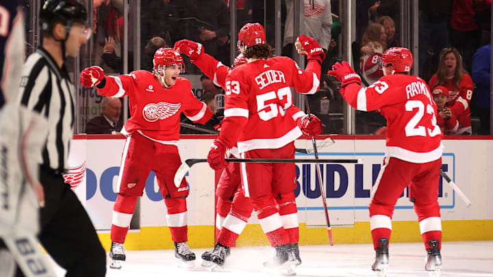 Columbus Blue Jackets v Detroit Red Wings