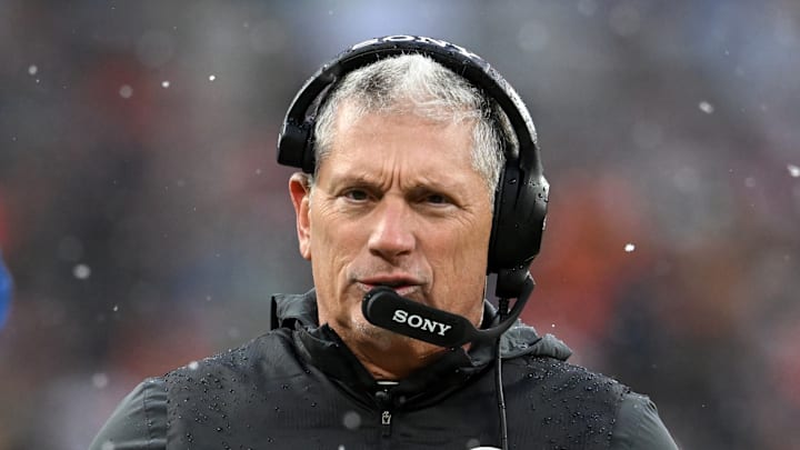 Cleveland Browns defensive coordinator Jim Schwartz Cleveland Browns defensive coordinator Jim Schwartz