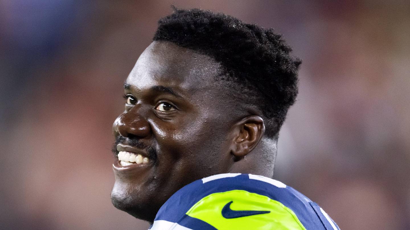 Commanders could quietly solve glaring concern by trading for Super Bowl champion