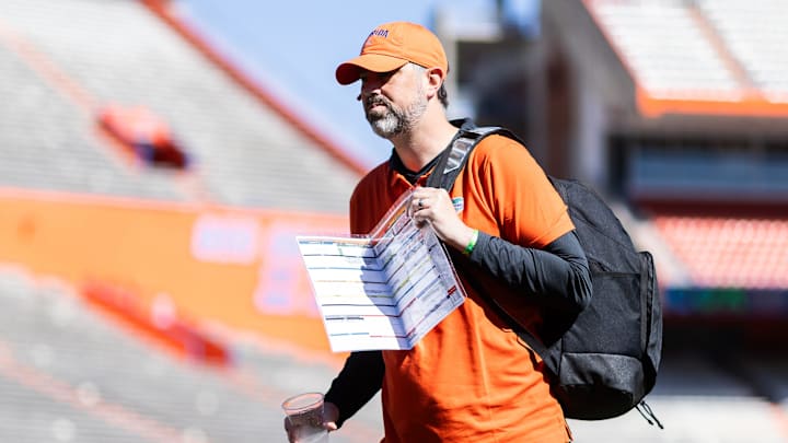Florida Gators quarterbacks coach Ryan O'Hara is set to call plays offensively for the rest of the season. Florida Gators quarterbacks coach Ryan O'Hara is set to call plays offensively for the rest of the season.
