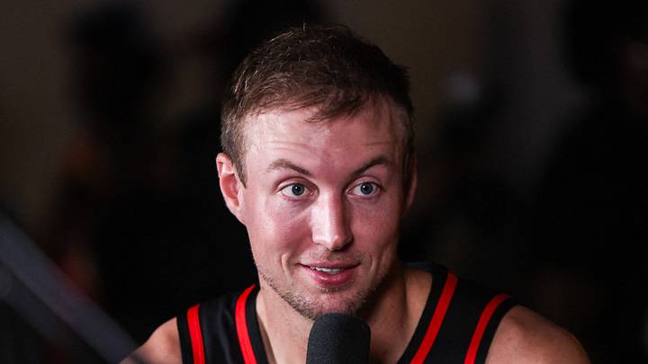 Atlanta, GA, USA; Atlanta Hawks guard Luke Kennard (3) talks to reporters at media day on Sep 29, 2025. Atlanta, GA, USA; Atlanta Hawks guard Luke Kennard (3) talks to reporters at media day on Sep 29, 2025.