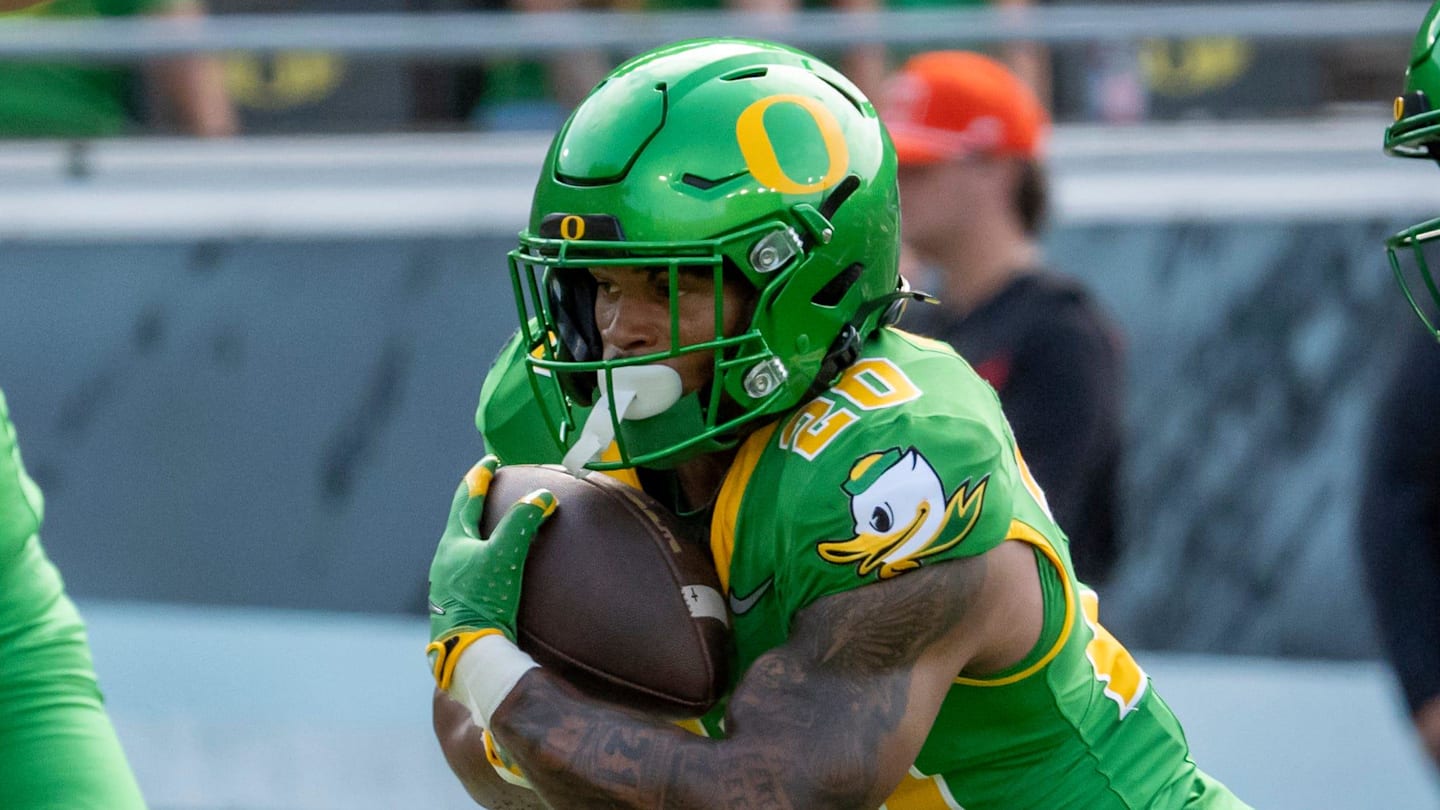 Former Oregon Running Back Looking to Make a Splash With New Team