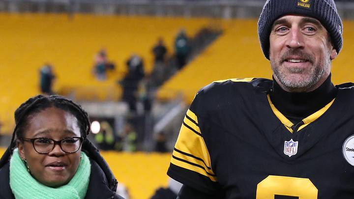 Pittsburgh Steelers quarterback Aaron Rodgers