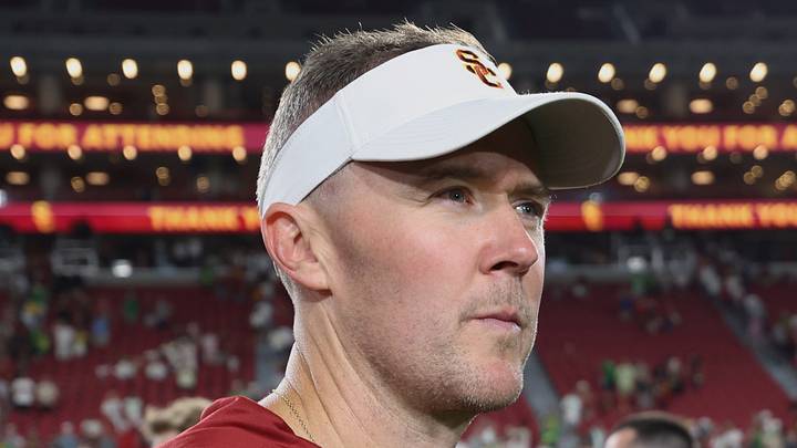 Sep 26, 2026; Los Angeles, California, USA; USC Trojans head coach Lincoln Riley walks off the field after the game against the Oregon Ducks at United Airlines Field at Los Angeles Memorial Coliseum. Mandatory Credit: Kiyoshi Mio-Imagn Images Sep 26, 2026; Los Angeles, California, USA; USC Trojans head coach Lincoln Riley walks off the field after the game against the Oregon Ducks at United Airlines Field at Los Angeles Memorial Coliseum. Mandatory Credit: Kiyoshi Mio-Imagn Images