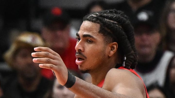 Toronto Raptors forward Collin Murray-Boyles defends during game four.
