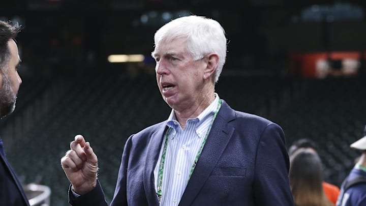 Oct 25, 2021; Houston, Texas, USA; Atlanta Braves chairman Terry McGuirk (right) talks with general manager Alex Anthopoulos (left) during workouts before Game 1 of the World Series between the Houston Astros and the Atlanta Braves at Minute Maid Park. Mandatory Credit: Troy Taormina-Imagn Images Oct 25, 2021; Houston, Texas, USA; Atlanta Braves chairman Terry McGuirk (right) talks with general manager Alex Anthopoulos (left) during workouts before Game 1 of the World Series between the Houston Astros and the Atlanta Braves at Minute Maid Park. Mandatory Credit: Troy Taormina-Imagn Images