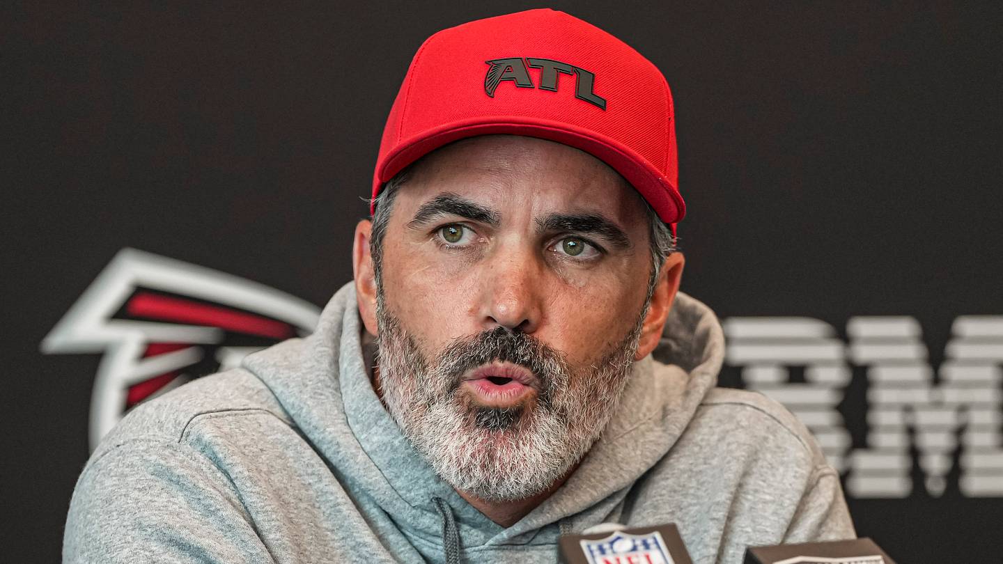 Kevin Stefanski must feel fortunate to be with Falcons given Browns' QB drama