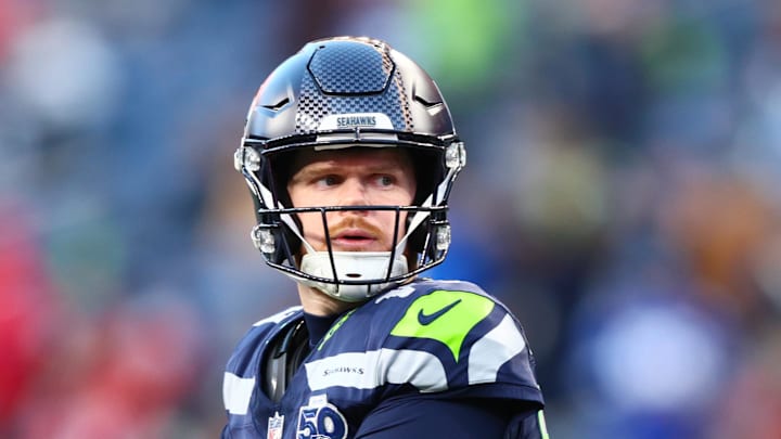 Seattle Seahawks quarterback Sam Darnold warms up
