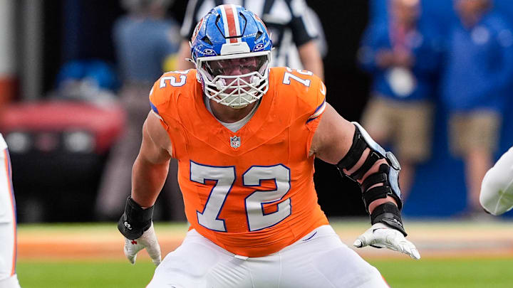 October 26, 2025: Denver Broncos offensive tackle Garett Bolles (72) looks to make a block in the second half of the football game between the Denver Broncos and Dallas Cowboys.