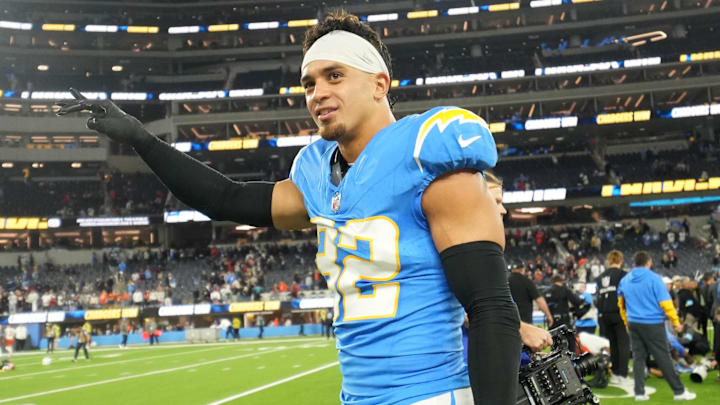 Nov 17, 2024; Inglewood, California, USA; Los Angeles Chargers safety Alohi Gilman (32) celebrates at the end of the game against the Cincinnati Bengals at SoFi Stadium. Mandatory Credit: Kirby Lee-Imagn Images Nov 17, 2024; Inglewood, California, USA; Los Angeles Chargers safety Alohi Gilman (32) celebrates at the end of the game against the Cincinnati Bengals at SoFi Stadium. Mandatory Credit: Kirby Lee-Imagn Images