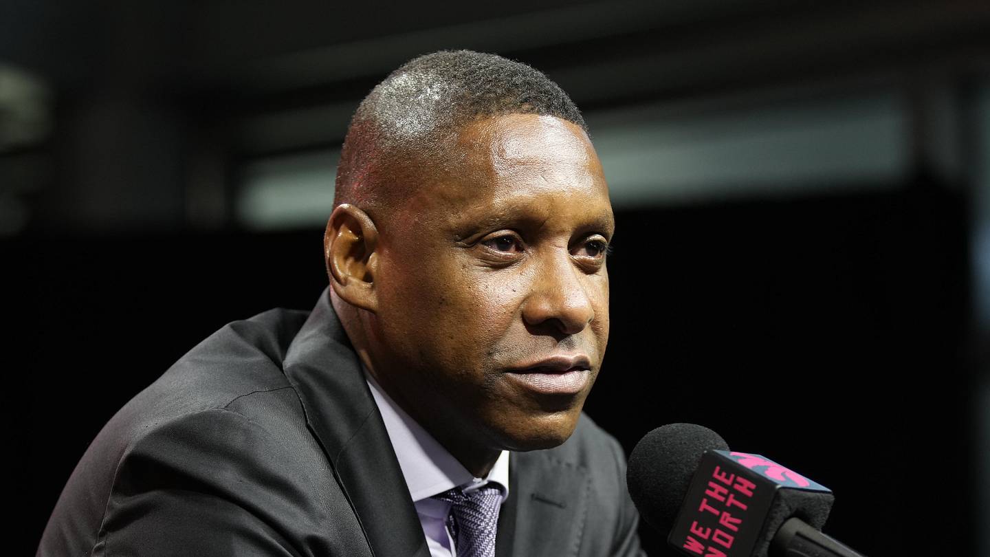 Will the Mavericks' New Front Office Hire Change the Chicago Bulls' Search?