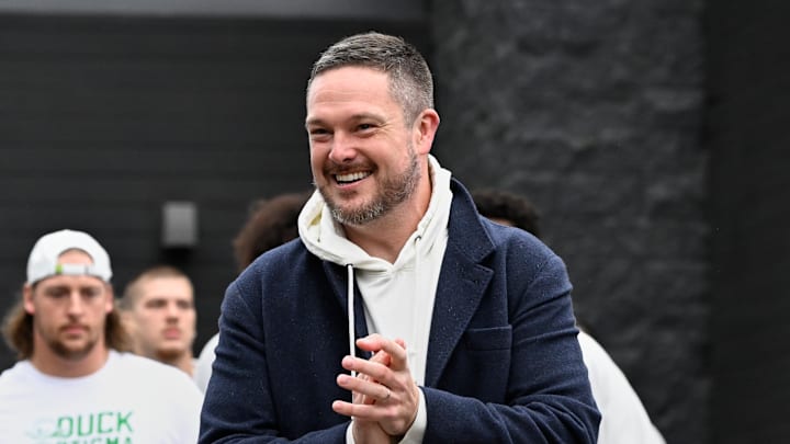 Oregon Ducks Dan Lanning Dante Moore Dakorien Moore Big Ten College Football Playoff Rankings Iowa Hawkeyes schedule indiana