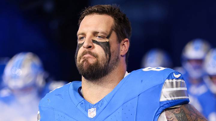 Detroit Lions tackle Taylor Decker (68) enters the field