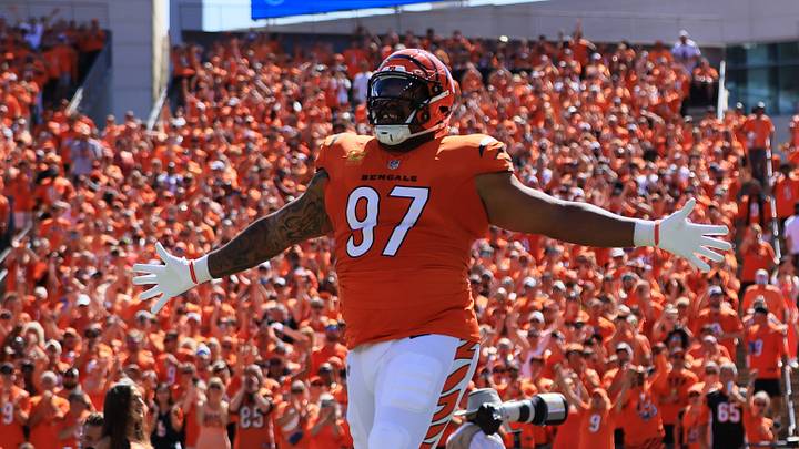 Sep 13, 2026; Cincinnati, Ohio, USA; Cincinnati Bengals defensive tackle Dexter Lawrence II (97) runs on the field before the game against the Tampa Bay Buccaneers at Paycor Stadium. Mandatory Credit: Katie Stratman-Imagn Images Sep 13, 2026; Cincinnati, Ohio, USA; Cincinnati Bengals defensive tackle Dexter Lawrence II (97) runs on the field before the game against the Tampa Bay Buccaneers at Paycor Stadium. Mandatory Credit: Katie Stratman-Imagn Images