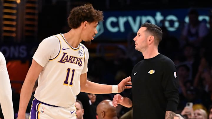 Sacramento Kings v Los Angeles Lakers