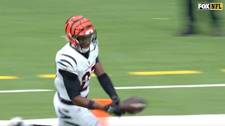 Bengals defender Jordan Battle fumbles out of the end zone. | FOX