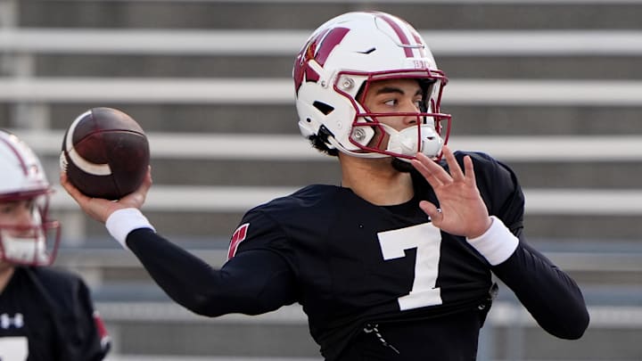 Former Wisconsin Badgers quarterback Nick Evers (7) is entering the transfer portal for the third time, now looking for his fourth college team. Former Wisconsin Badgers quarterback Nick Evers (7) is entering the transfer portal for the third time, now looking for his fourth college team.