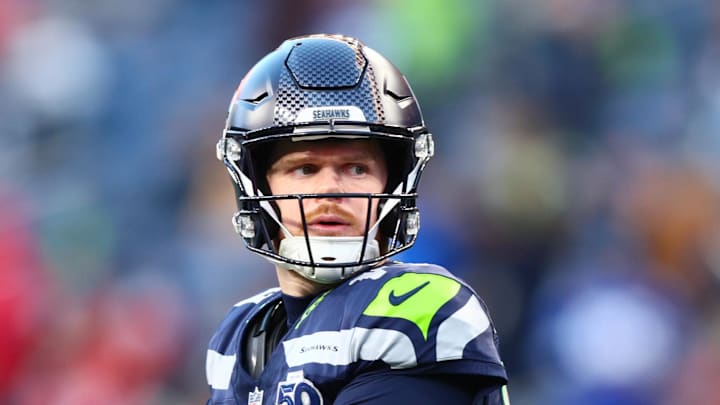 Seattle Seahawks quarterback Sam Darnold warms up