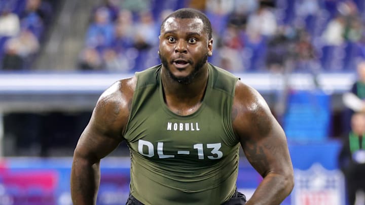 Minnesota Vikings DL Jalen Redmond