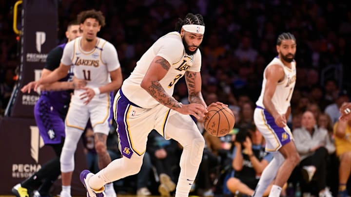 Anthony Davis ha jugado siete de los ocho encuentros de Lakers en es este inicio de temporada