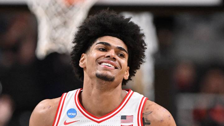 San Jose, CA, USA; Arizona Wildcats forward Koa Peat (10) reacts after a play against the Arkansas Razorbacks in the second half during a Sweet Sixteen game of the West Regional of the men's 2026 NCAA Tournament at SAP Center on Mar 26, 2026.