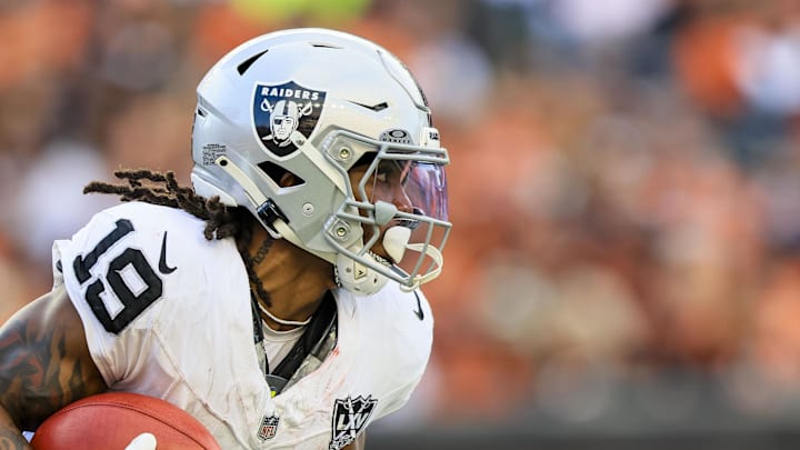 Nov 3, 2024; Cincinnati, Ohio, USA; Las Vegas Raiders wide receiver DJ Turner (19) runs with the ball against the Cincinnati Bengals in the second half at Paycor Stadium. Mandatory Credit: Katie Stratman-Imagn Images Nov 3, 2024; Cincinnati, Ohio, USA; Las Vegas Raiders wide receiver DJ Turner (19) runs with the ball against the Cincinnati Bengals in the second half at Paycor Stadium. Mandatory Credit: Katie Stratman-Imagn Images