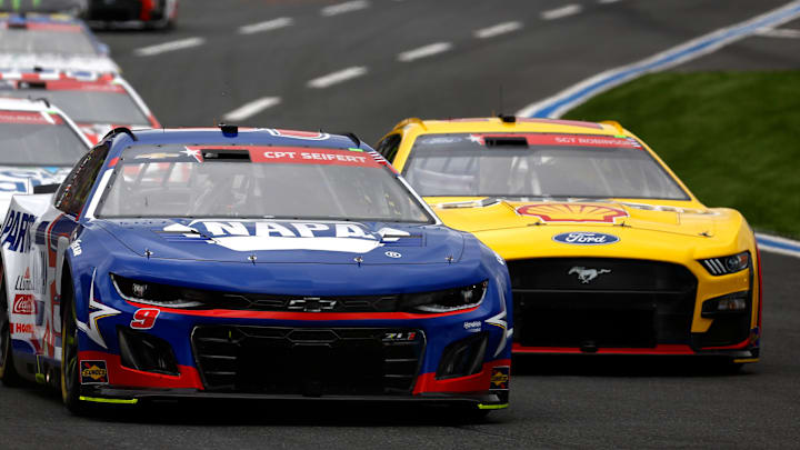 Chase Elliott, Joey Logano, NASCAR