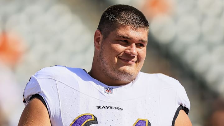 Baltimore Ravens center Tyler Linderbaum