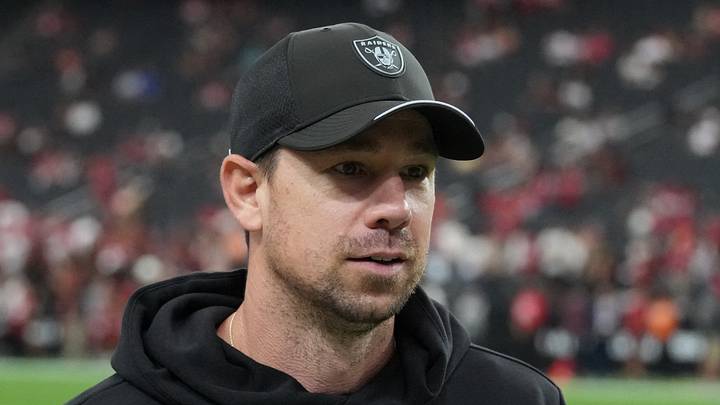 Aug 27, 2026; Paradise, Nevada, USA; Las Vegas Raiders head coach Klint Kubiak looks on during warmups before a game against the San Francisco 49ers at Allegiant Stadium. Mandatory Credit: Kirby Lee-Imagn Images Aug 27, 2026; Paradise, Nevada, USA; Las Vegas Raiders head coach Klint Kubiak looks on during warmups before a game against the San Francisco 49ers at Allegiant Stadium. Mandatory Credit: Kirby Lee-Imagn Images
