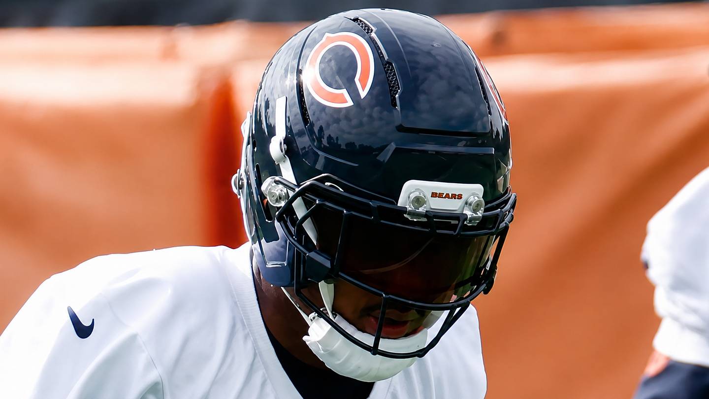 Bears' Coby Bryant hype comes to a screeching halt in scary moment