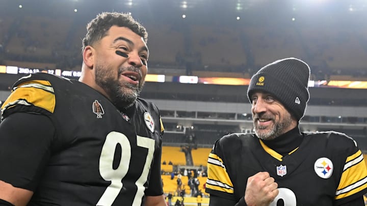 Jan 4, 2026; Pittsburgh, Pennsylvania, USA; Pittsburgh Steelers defensive tackle Cameron Heyward (97) and quarterback Aaron Rodgers (8) celebrate after defeating the Baltimore Ravens at Acrisure Stadium. Mandatory Credit: Barry Reeger-Imagn Images Jan 4, 2026; Pittsburgh, Pennsylvania, USA; Pittsburgh Steelers defensive tackle Cameron Heyward (97) and quarterback Aaron Rodgers (8) celebrate after defeating the Baltimore Ravens at Acrisure Stadium. Mandatory Credit: Barry Reeger-Imagn Images