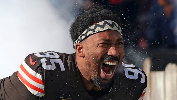 Cleveland Browns defensive end Myles Garrett (95) takes the field. Cleveland Browns defensive end Myles Garrett (95) takes the field.