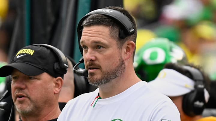 Oct 11, 2025; Eugene, Oregon, USA; Oregon Ducks head coach Dan Lanning instructs his team from the sideline against the Indiana Hoosiers during the third quarter at Autzen Stadium. Mandatory Credit: Troy Wayrynen-Imagn Images
