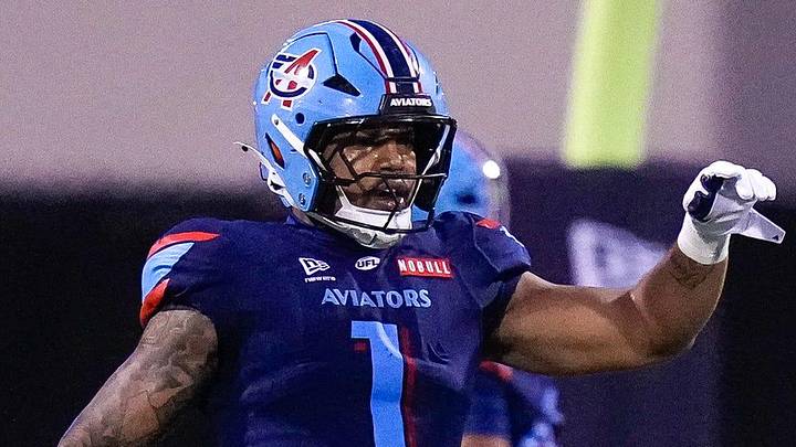 Columbus Aviators linebacker Tony Fields II Columbus Aviators linebacker Tony Fields II