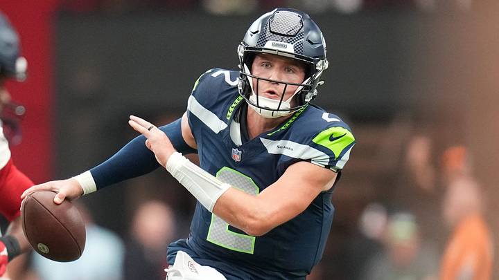 Seattle Seahawks Drew Lock (2) scrambles out of the backfield against the Arizona Cardinals at State Farm Stadium in Glendale on Sept. 20, 2026. Seattle Seahawks Drew Lock (2) scrambles out of the backfield against the Arizona Cardinals at State Farm Stadium in Glendale on Sept. 20, 2026.