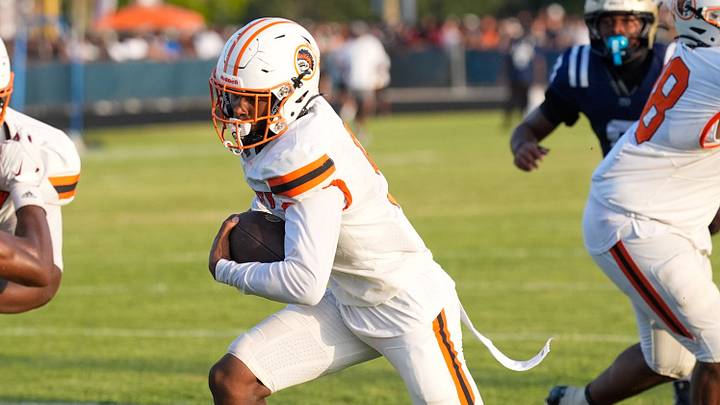 Carol City running back Za'Kari Johnson (9)