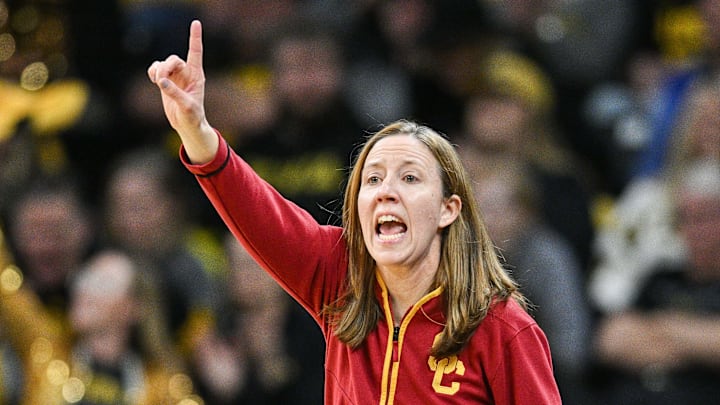 Feb 2, 2025; Iowa City, Iowa, USA; USC Trojans head coach Lindsay Gottlieb reacts during the fourth quarter against the Iowa Hawkeyes at Carver-Hawkeye Arena. Mandatory Credit: Jeffrey Becker-Imagn Images