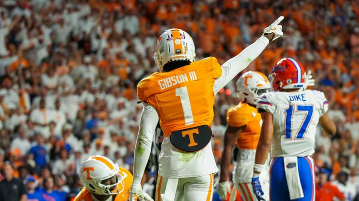 Tennessee defensive back Rickey Gibson III (1) points after a fumble during a NCAA football game between Tennessee and Florida in Neyland Stadium. Tennessee defensive back Rickey Gibson III (1) points after a fumble during a NCAA football game between Tennessee and Florida in Neyland Stadium.