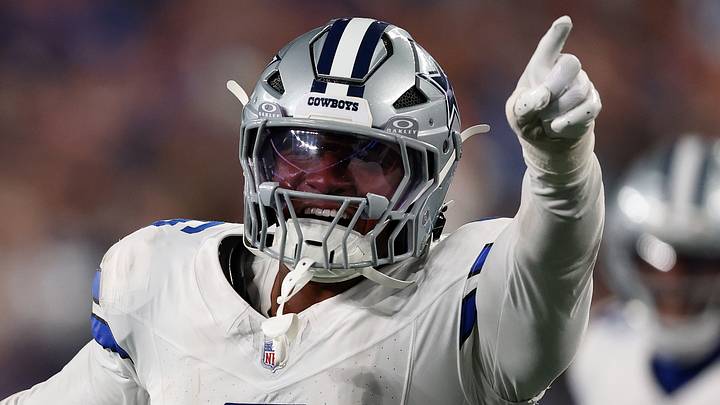 Dallas Cowboys defensive end Donovan Ezeiruaku Dallas Cowboys defensive end Donovan Ezeiruaku