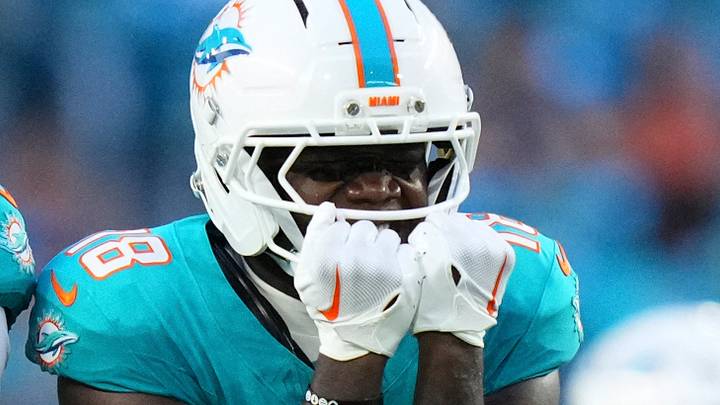Miami Dolphins wide receiver Chris Bell Miami Dolphins wide receiver Chris Bell